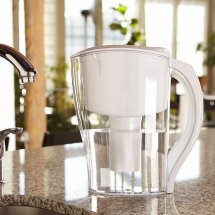 Alkalizing water filter pitcher, 2.5 liters